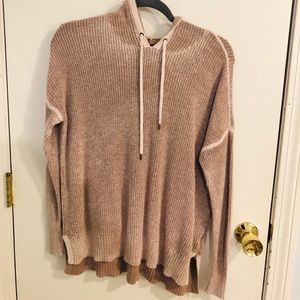 AMERICAN EAGLE OUTFITTERS hooded sweater